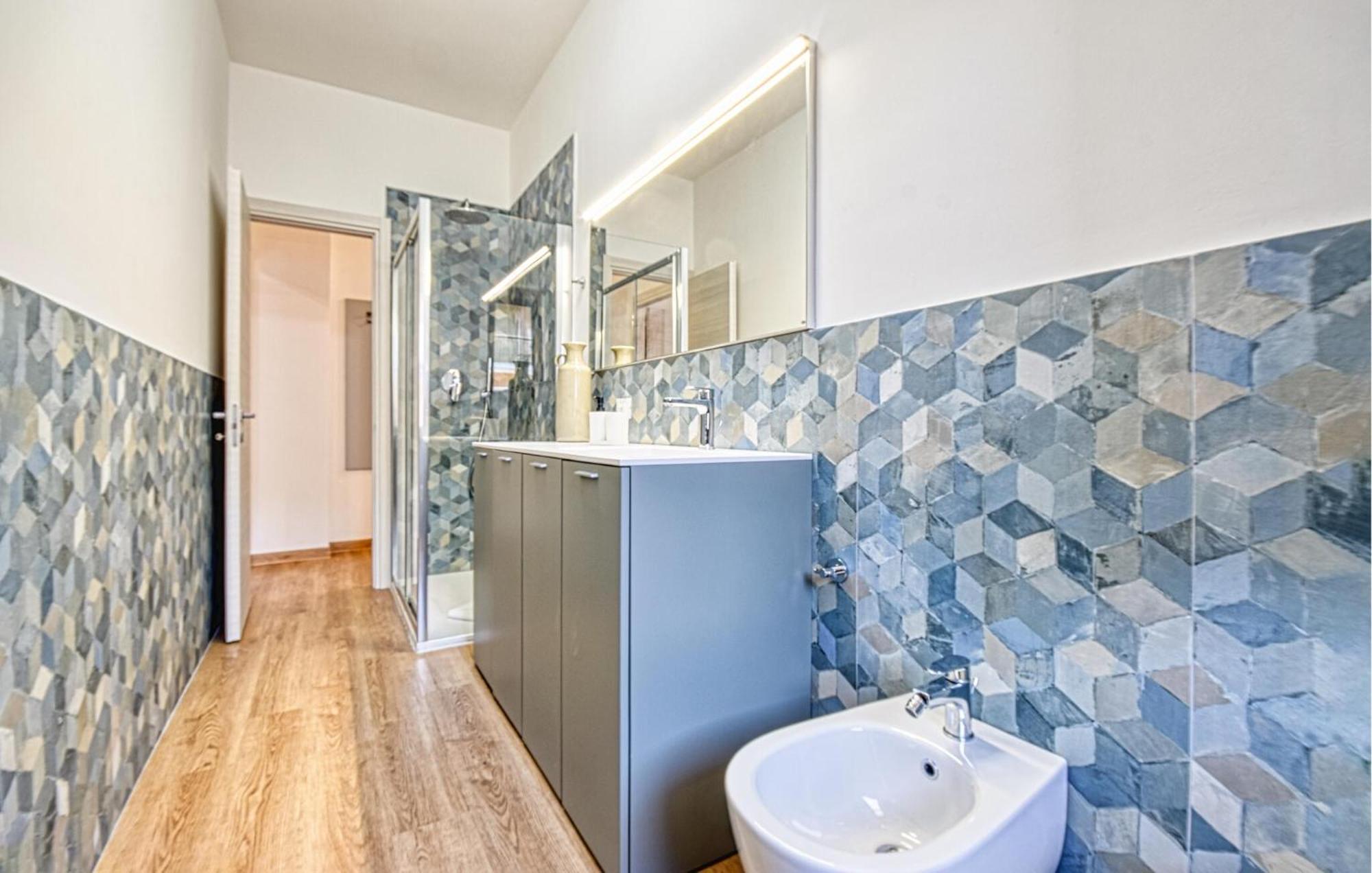 1 Bedroom Lovely Apartment In Реко Екстериор снимка