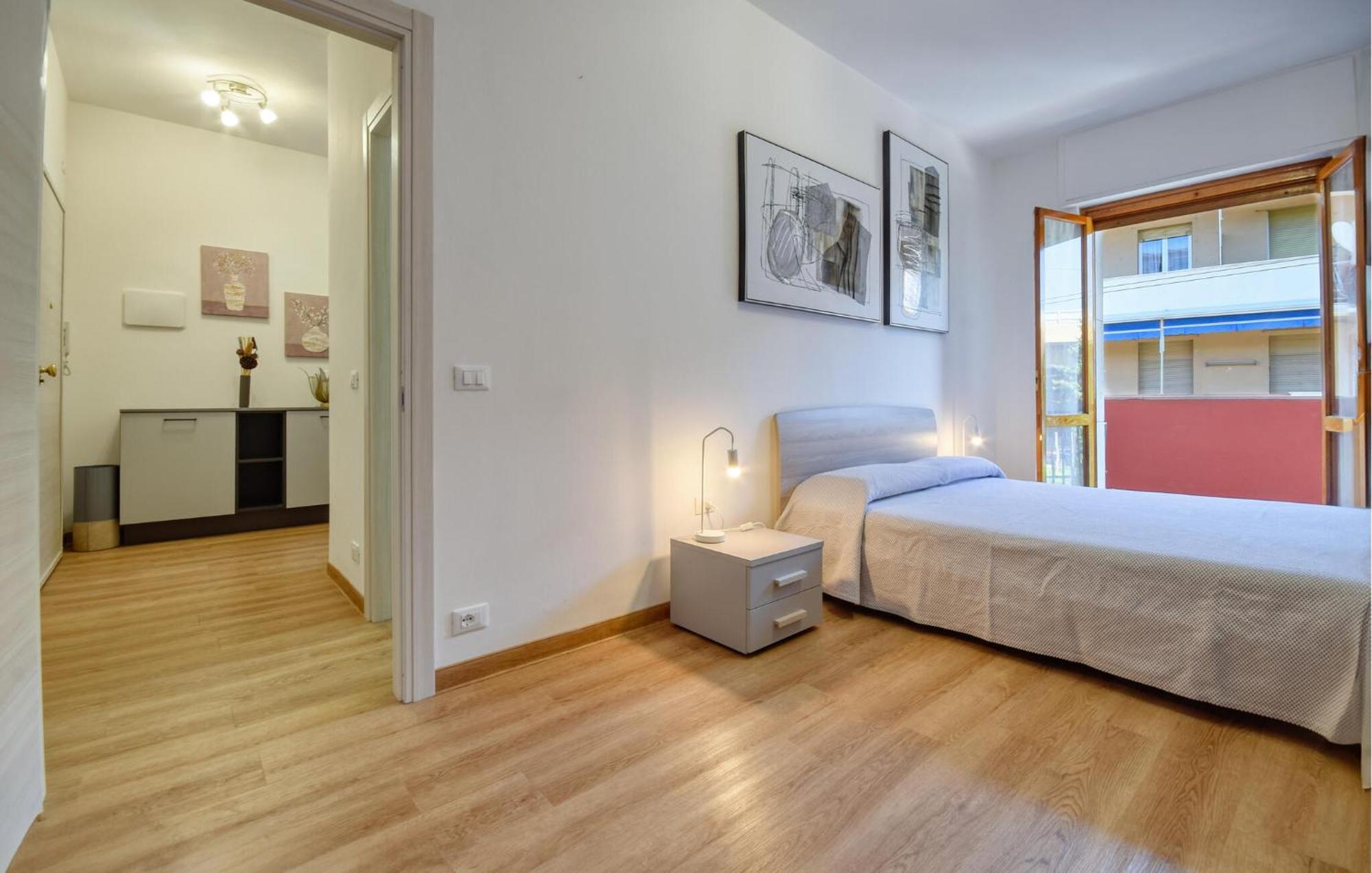 1 Bedroom Lovely Apartment In Реко Екстериор снимка